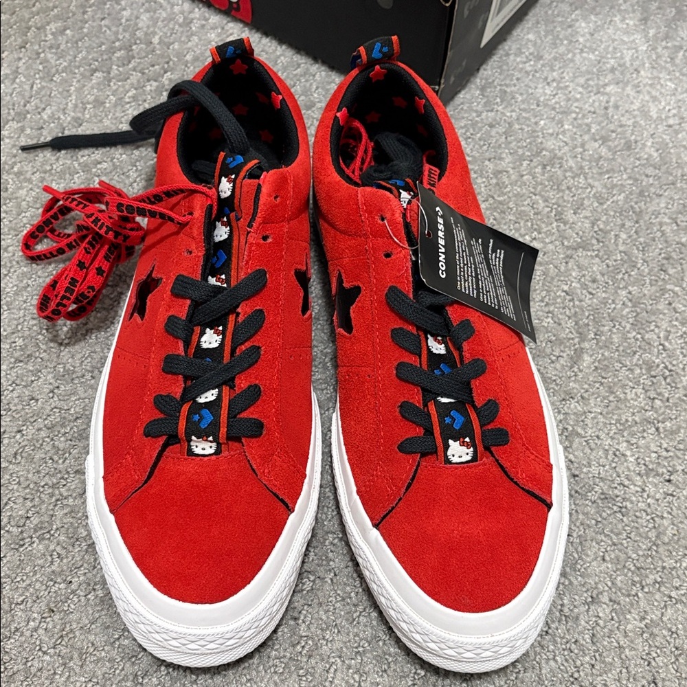 NWT Converse Hello Kitty Red Suede One Star Sneakers M 8 W 10 - Picture 5 of 9